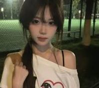 吕梓萱